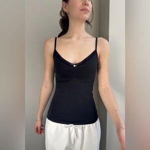 NWT Brandy Melville Archie Roses Tank | Size: Small